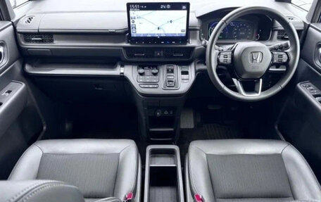 Honda Stepwgn, 2023 год, 2 255 000 рублей, 8 фотография