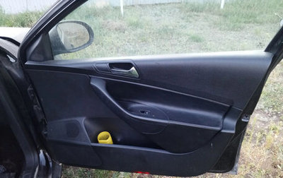 Volkswagen Passat B6, 2005 год, 250 000 рублей, 1 фотография