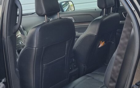 Ford Explorer VI, 2018 год, 2 500 000 рублей, 12 фотография