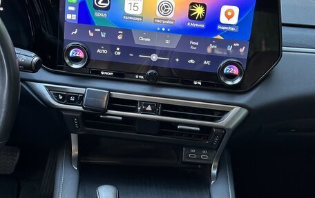 Lexus RX IV рестайлинг, 2023 год, 9 200 000 рублей, 18 фотография