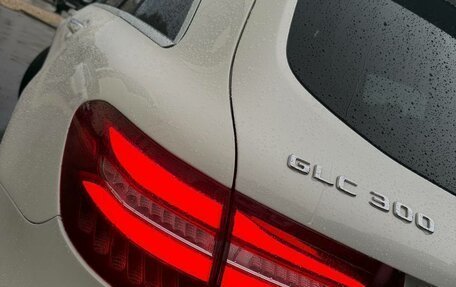 Mercedes-Benz GLC, 2018 год, 3 200 000 рублей, 21 фотография