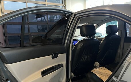 Hyundai Verna II, 2006 год, 450 000 рублей, 22 фотография