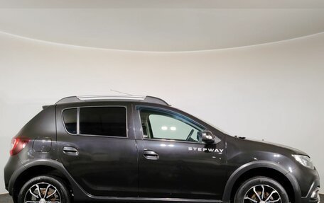 Renault Sandero II рестайлинг, 2019 год, 1 200 000 рублей, 4 фотография