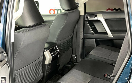 Toyota Land Cruiser Prado 150 рестайлинг 2, 2018 год, 4 849 000 рублей, 30 фотография