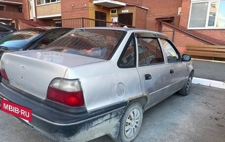 Daewoo Nexia I рестайлинг, 2002 год, 70 000 рублей, 4 фотография