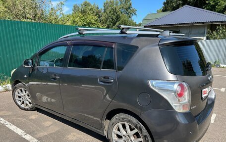 Toyota Verso I, 2011 год, 850 000 рублей, 3 фотография