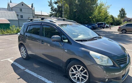 Toyota Verso I, 2011 год, 850 000 рублей, 8 фотография