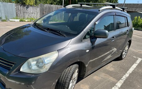 Toyota Verso I, 2011 год, 850 000 рублей, 6 фотография