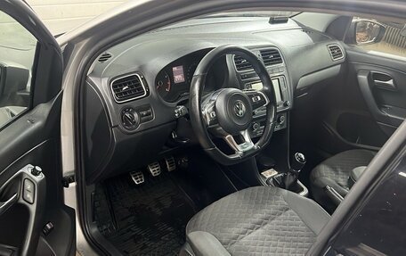 Volkswagen Polo VI (EU Market), 2018 год, 680 000 рублей, 2 фотография