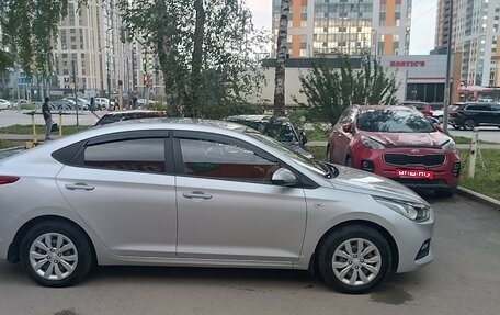 Hyundai Solaris II рестайлинг, 2017 год, 1 350 000 рублей, 1 фотография