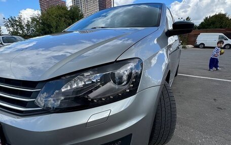 Volkswagen Polo VI (EU Market), 2017 год, 1 000 000 рублей, 1 фотография