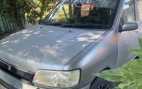 Nissan Cube II, 2000 год, 130 000 рублей, 1 фотография