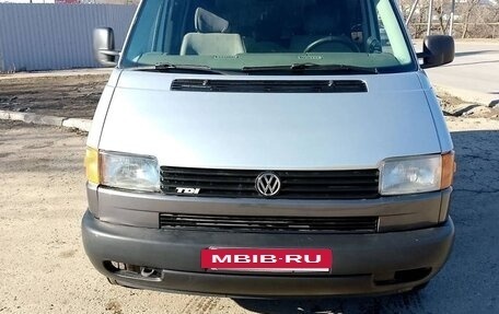 Volkswagen Caravelle T4, 2000 год, 780 000 рублей, 8 фотография