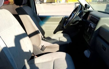 Volkswagen Caravelle T4, 2000 год, 780 000 рублей, 12 фотография