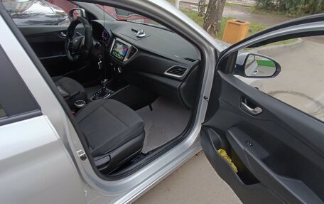 Hyundai Solaris II рестайлинг, 2017 год, 1 350 000 рублей, 11 фотография