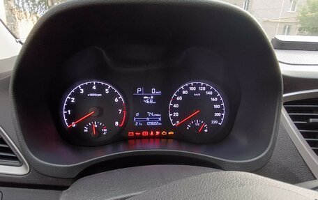 Hyundai Solaris II рестайлинг, 2017 год, 1 350 000 рублей, 19 фотография