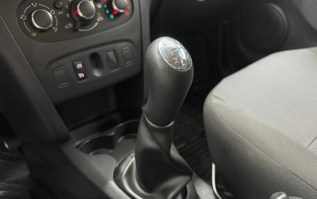 Renault Sandero II рестайлинг, 2018 год, 910 000 рублей, 13 фотография