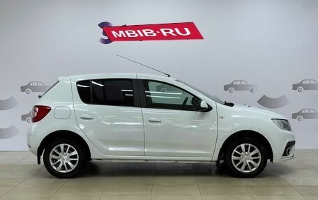 Renault Sandero II рестайлинг, 2018 год, 910 000 рублей, 6 фотография