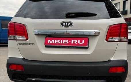 KIA Sorento II рестайлинг, 2011 год, 1 000 000 рублей, 11 фотография