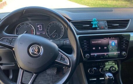 Skoda Superb III рестайлинг, 2017 год, 1 880 000 рублей, 9 фотография