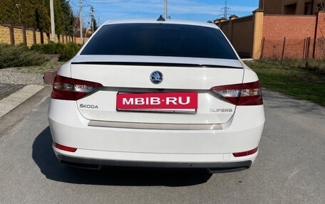 Skoda Superb III рестайлинг, 2017 год, 1 880 000 рублей, 5 фотография