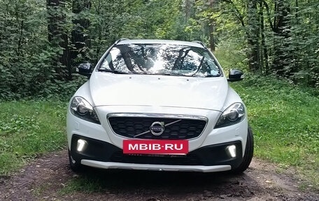 Volvo V40 II рестайлинг, 2013 год, 1 200 000 рублей, 11 фотография