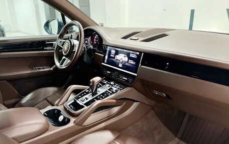 Porsche Cayenne III, 2019 год, 5 890 000 рублей, 27 фотография