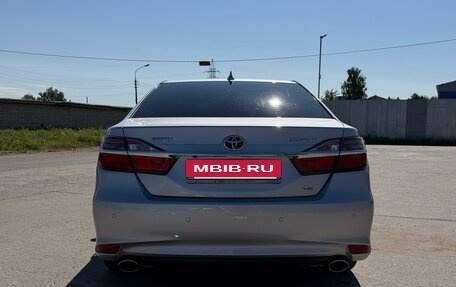 Toyota Camry, 2012 год, 1 600 000 рублей, 7 фотография