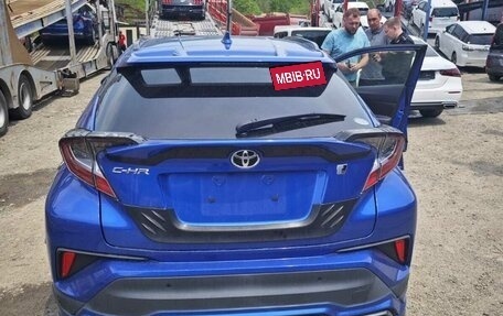 Toyota C-HR I рестайлинг, 2018 год, 2 150 000 рублей, 10 фотография