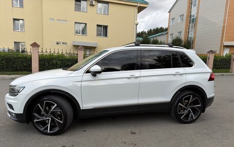 Volkswagen Tiguan II, 2018 год, 2 700 000 рублей, 4 фотография