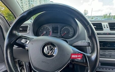 Volkswagen Polo VI (EU Market), 2017 год, 1 000 000 рублей, 16 фотография