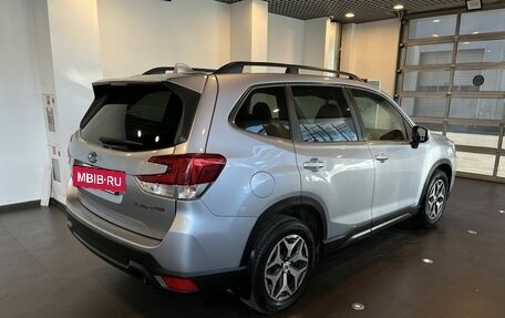 Subaru Forester, 2018 год, 2 350 000 рублей, 3 фотография