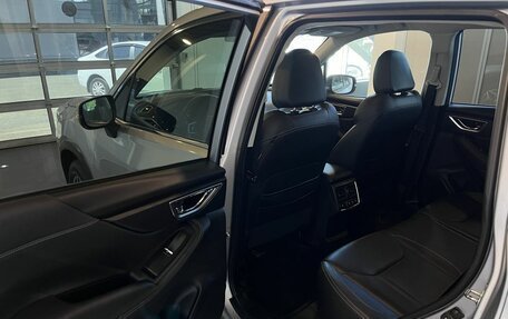 Subaru Forester, 2018 год, 2 350 000 рублей, 24 фотография