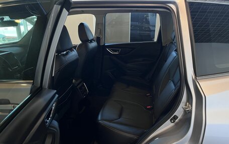 Subaru Forester, 2018 год, 2 350 000 рублей, 25 фотография