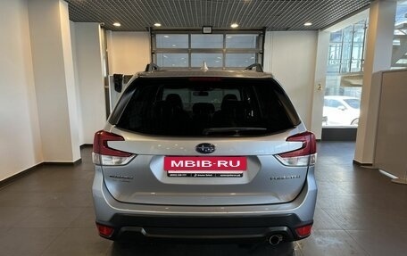 Subaru Forester, 2018 год, 2 350 000 рублей, 4 фотография
