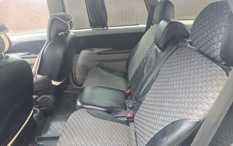 Mitsubishi Grandis, 2007 год, 499 999 рублей, 7 фотография