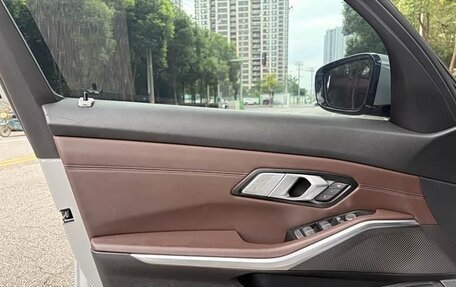 BMW 3 серия, 2022 год, 2 714 800 рублей, 14 фотография