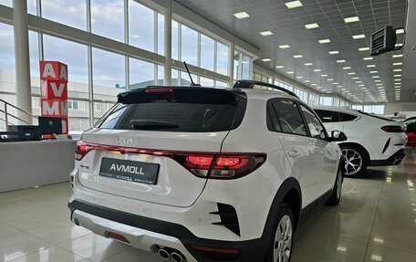 KIA Rio IV, 2022 год, 1 989 000 рублей, 8 фотография