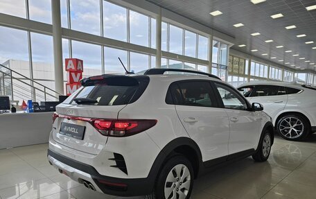 KIA Rio IV, 2022 год, 1 989 000 рублей, 9 фотография