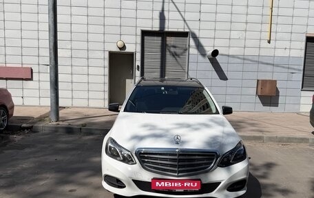 Mercedes-Benz E-Класс, 2014 год, 1 490 000 рублей, 1 фотография