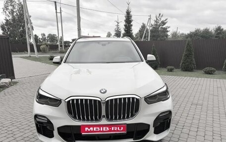 BMW X5, 2019 год, 5 700 000 рублей, 1 фотография