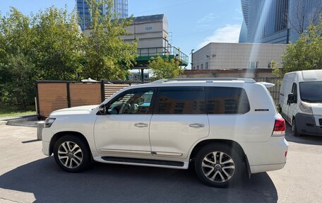 Toyota Land Cruiser 200, 2016 год, 6 300 000 рублей, 5 фотография