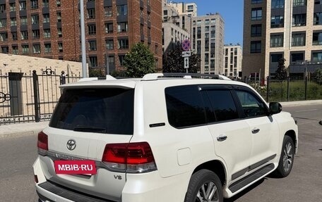 Toyota Land Cruiser 200, 2016 год, 6 300 000 рублей, 2 фотография