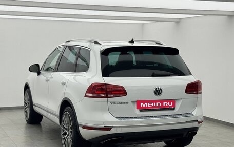 Volkswagen Touareg III, 2015 год, 3 100 000 рублей, 2 фотография