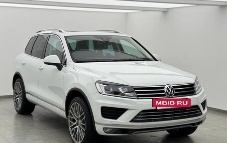 Volkswagen Touareg III, 2015 год, 3 100 000 рублей, 3 фотография