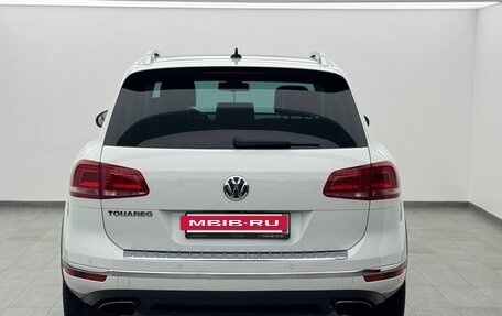 Volkswagen Touareg III, 2015 год, 3 100 000 рублей, 4 фотография