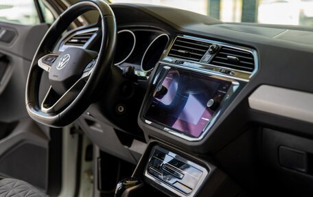 Volkswagen Tiguan II, 2021 год, 3 350 000 рублей, 10 фотография