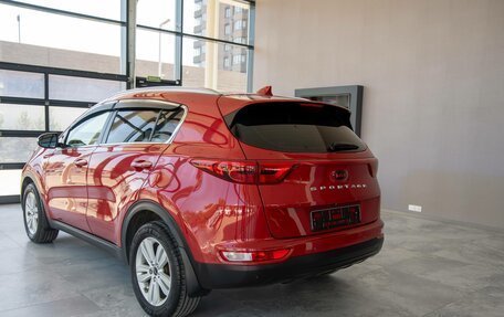 KIA Sportage IV рестайлинг, 2018 год, 2 800 000 рублей, 3 фотография