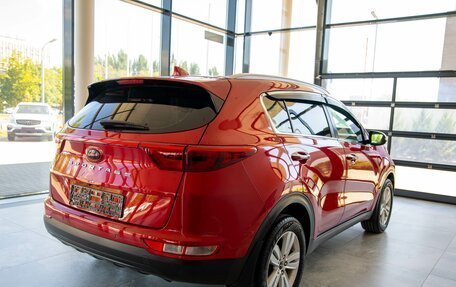 KIA Sportage IV рестайлинг, 2018 год, 2 800 000 рублей, 6 фотография