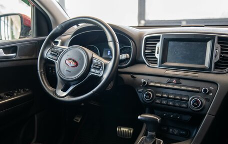 KIA Sportage IV рестайлинг, 2018 год, 2 800 000 рублей, 11 фотография